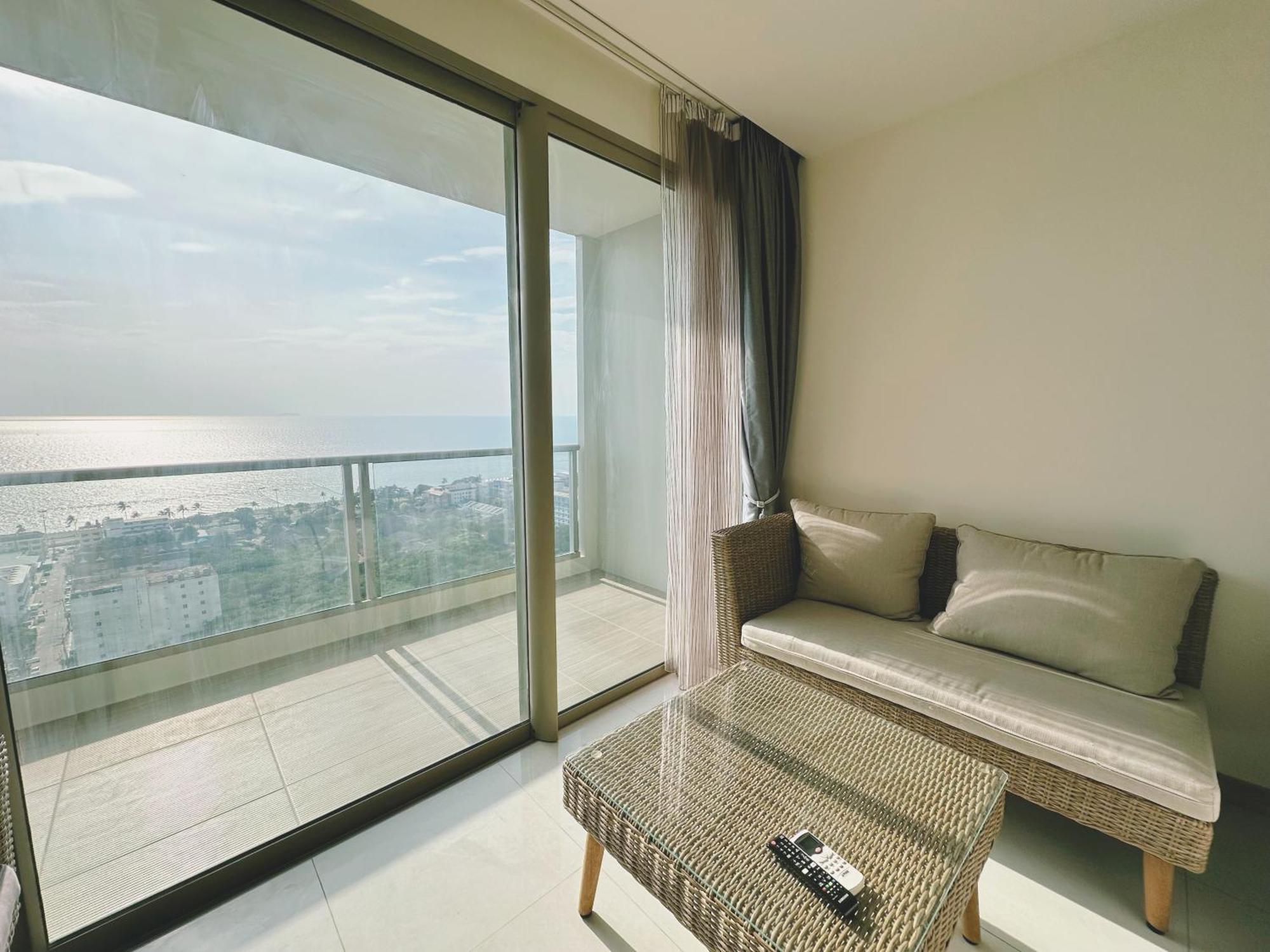 Apartament Riviera Jomtien By Daisy Pattaya 2 Zewnętrze zdjęcie